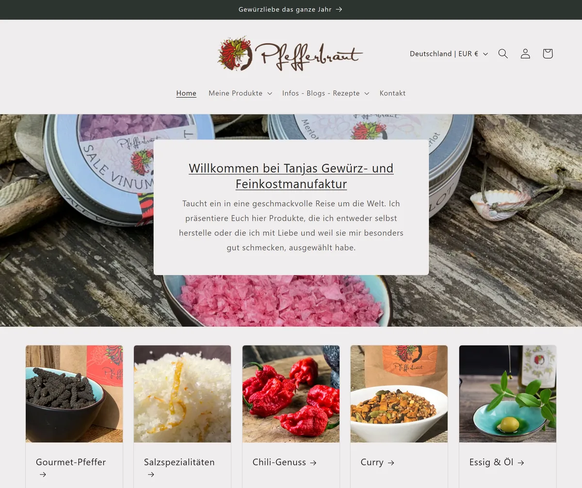 Startseite des Online-Shops pfefferbraut.de mit Gewürzdosen und Produktkategorien